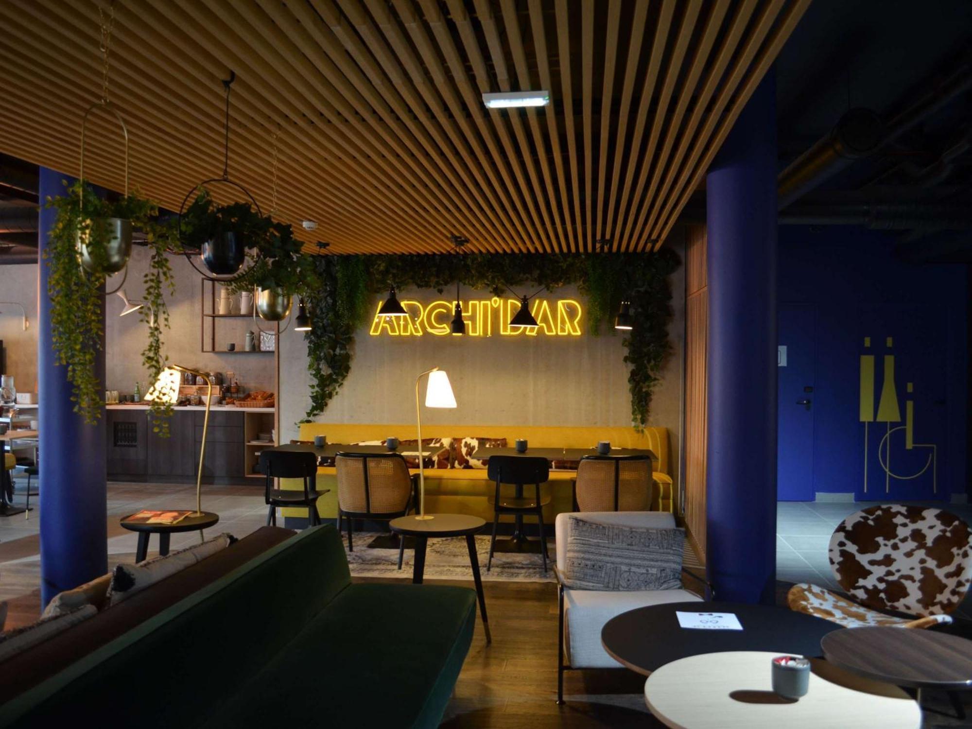 Hotel Ibis Styles Dreux Centre Gare Esterno foto