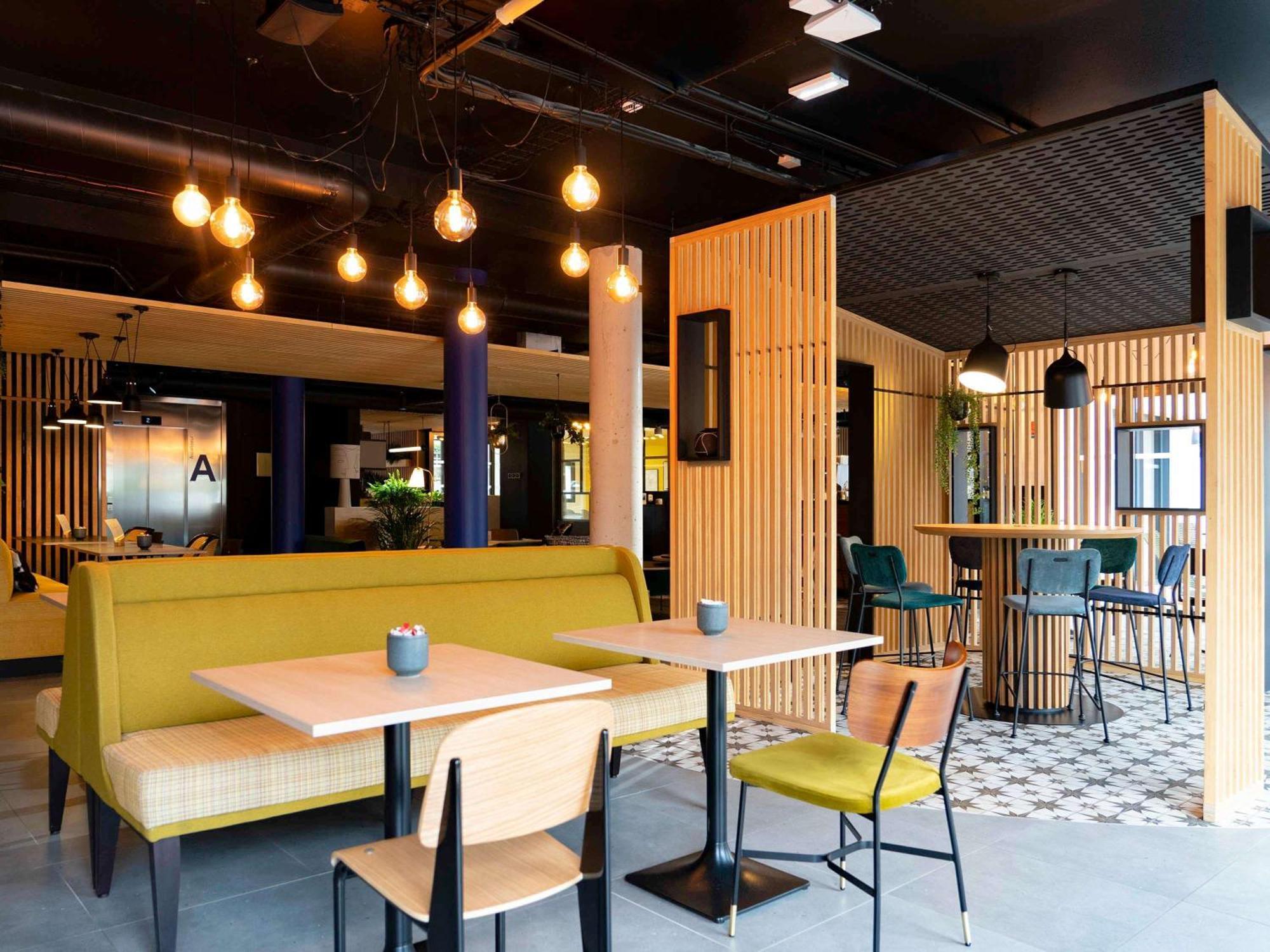 Hotel Ibis Styles Dreux Centre Gare Esterno foto