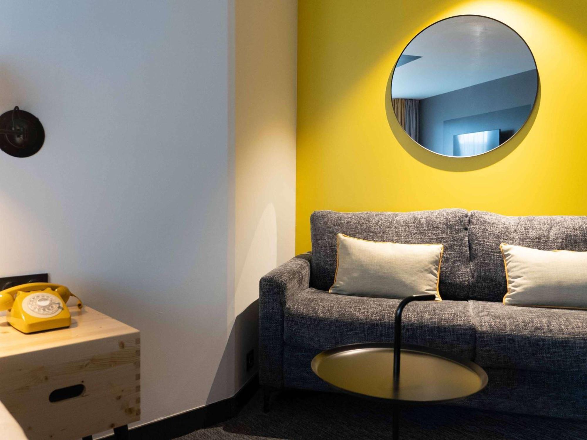 Hotel Ibis Styles Dreux Centre Gare Esterno foto